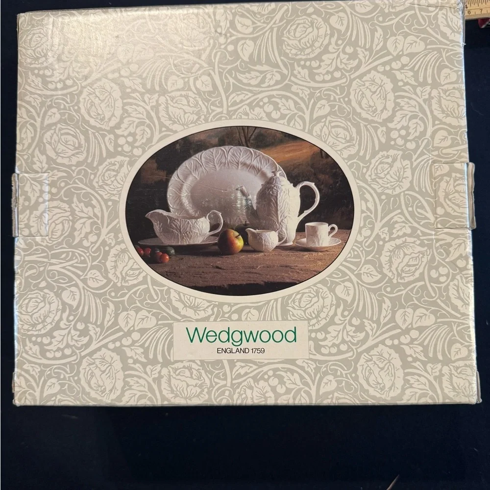 Vintage Wedgwood Countryware Service dish with Cream and Sugar Holders